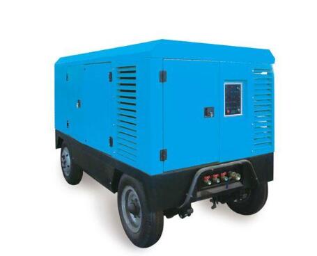 凝結(jié)器或一級(jí)濾芯促使水和空氣改變方向。